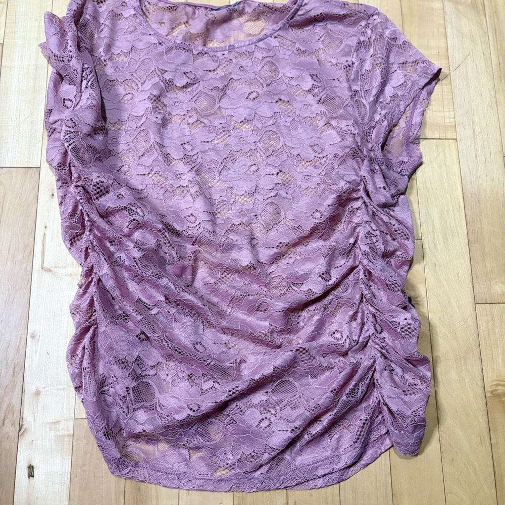 Torrid Women's Lace Top in Mauve